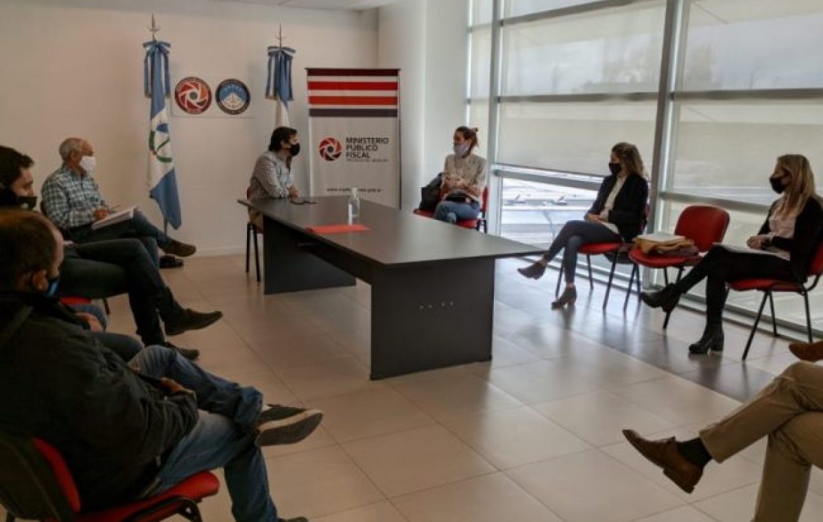 Autoridades y trabajadores del Municipio de Centenario se reunieron con Gerez