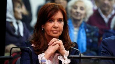 Cristina Fernández: «El país todavía se debe una verdadera reforma judicial»