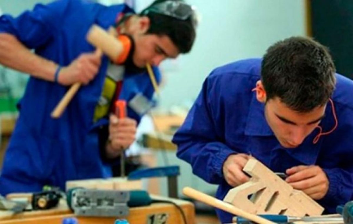 Para enfrentar el escenario pospandemia, el gobierno lanzará Santa Fe Más