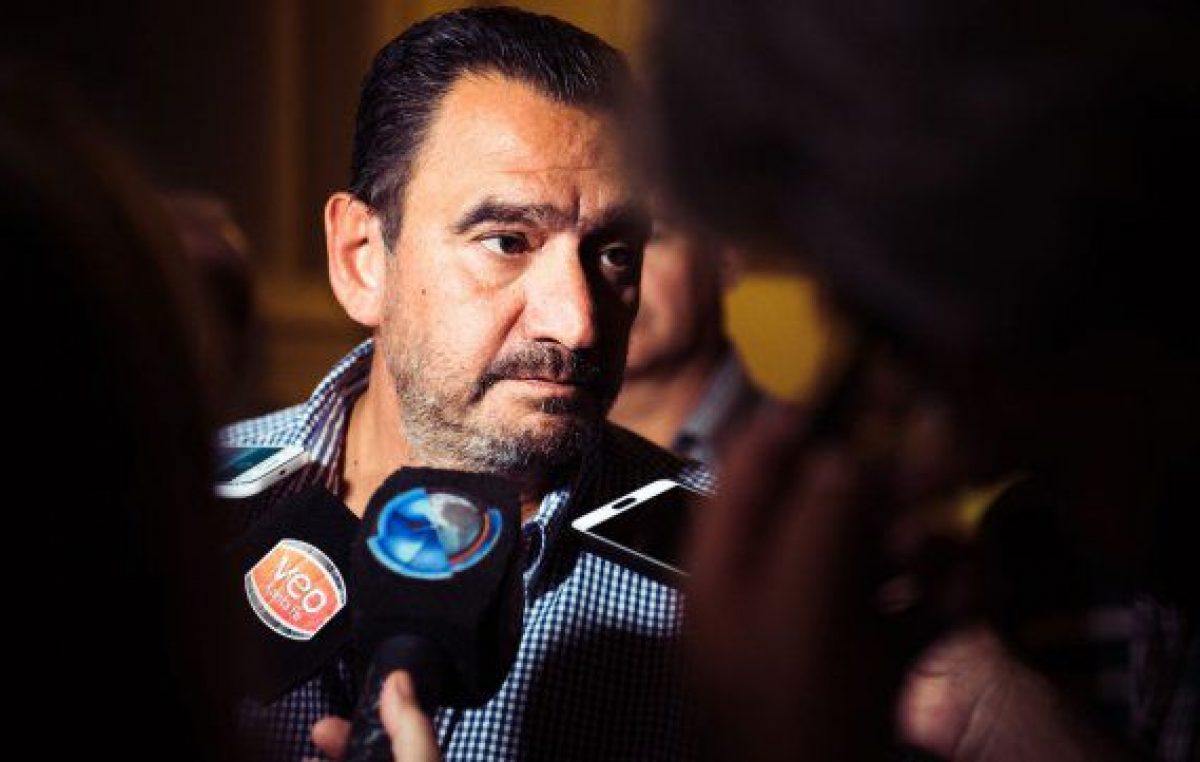 Leoni: «El salario de la mitad de los municipales santafesinos está debajo de la línea de pobreza»