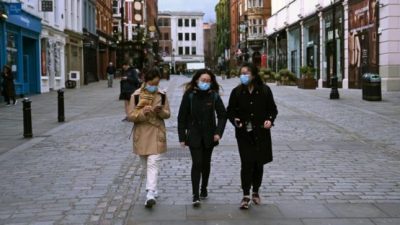Reino Unido: Fuertes multas por no mantener la distancia