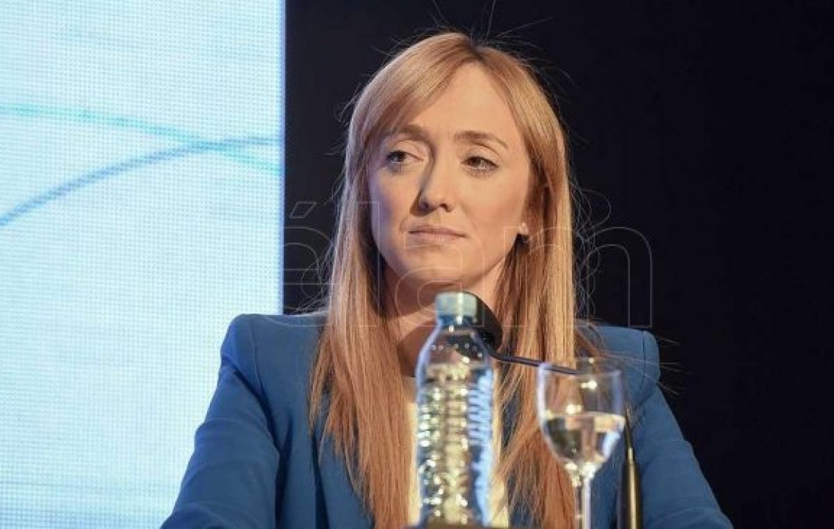 El oficialismo plantea crear un Programa Nacional de Empleo mínimo garantizado