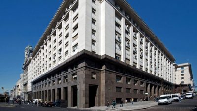 Economía obtuvo financiamiento por $85.558 millones, 21% más del monto que buscaba renovar