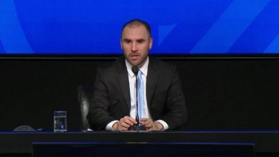 Once provincias buscan seguir a Mendoza y reestructurar deudas por US$ 12.700 millones
