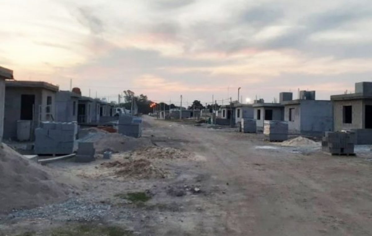 Arroyito: en noviembre estarían finalizadas 32 nuevas viviendas municipales