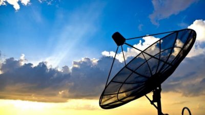 El Gobierno prevé invertir el doble en telecomunicaciones que la gestión de Cambiemos