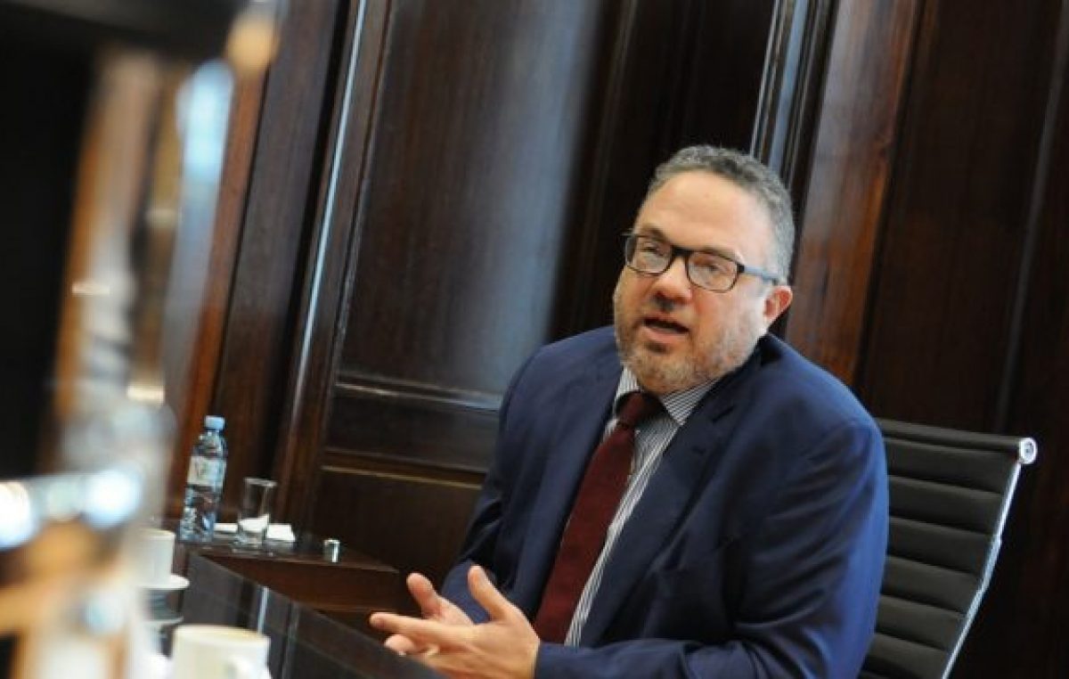 Matías Kulfas: «Una devaluación sólo generaría un aumento de los precios internos»