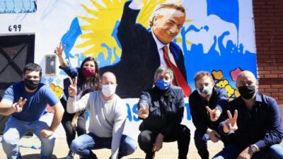 El recuerdo de Néstor Kirchner recorrió el país