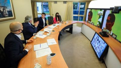 Fernández presentó un programa asistencial a municipios por 1.086 millones de pesos