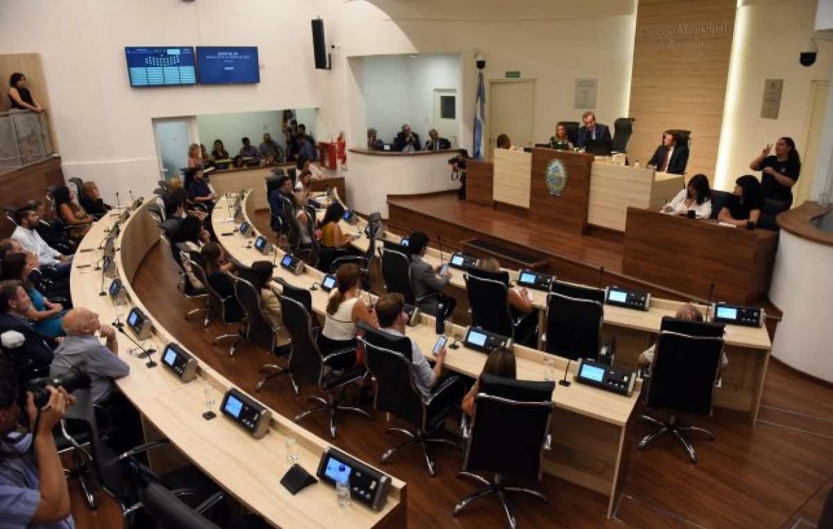Insólito: el Concejo rosarino tiene 28 ediles distribuidos en 15 bloques políticos