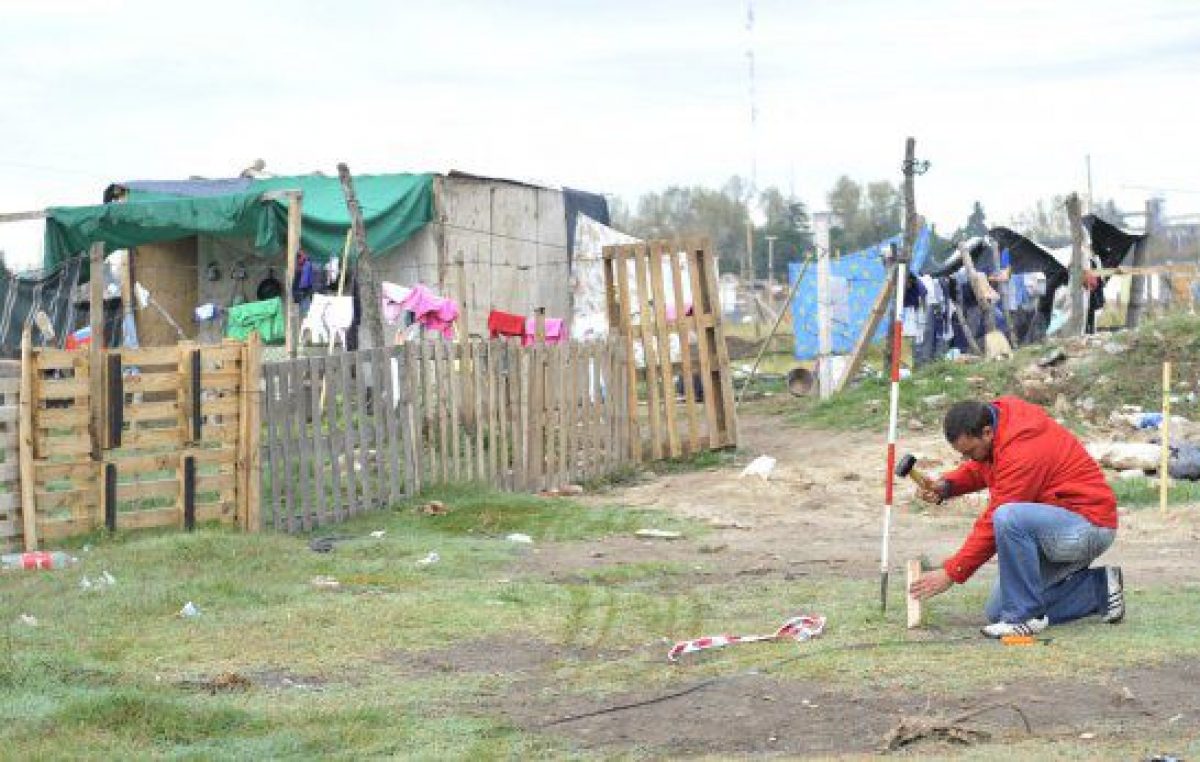 Estiman que unos 100 mil rosarinos no pueden acceder a una vivienda digna