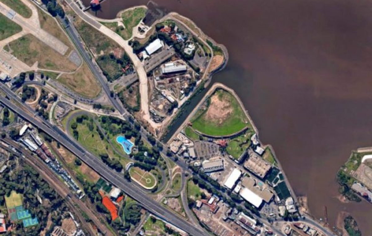 Arquitectas advierten que es «grave y preocupante» el proyecto para privatizar la Costanera Norte
