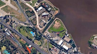 Arquitectas advierten que es «grave y preocupante» el proyecto para privatizar la Costanera Norte