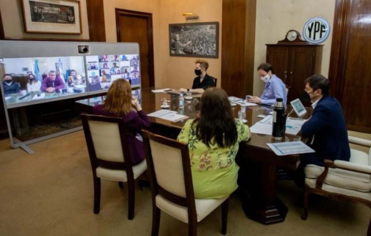Kicillof lanzó una «escuela para intendentes»