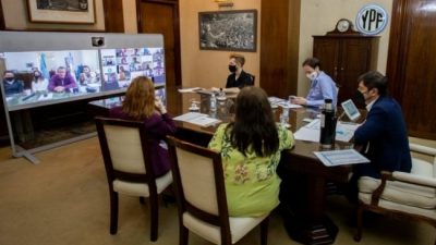 Kicillof lanzó una «escuela para intendentes»