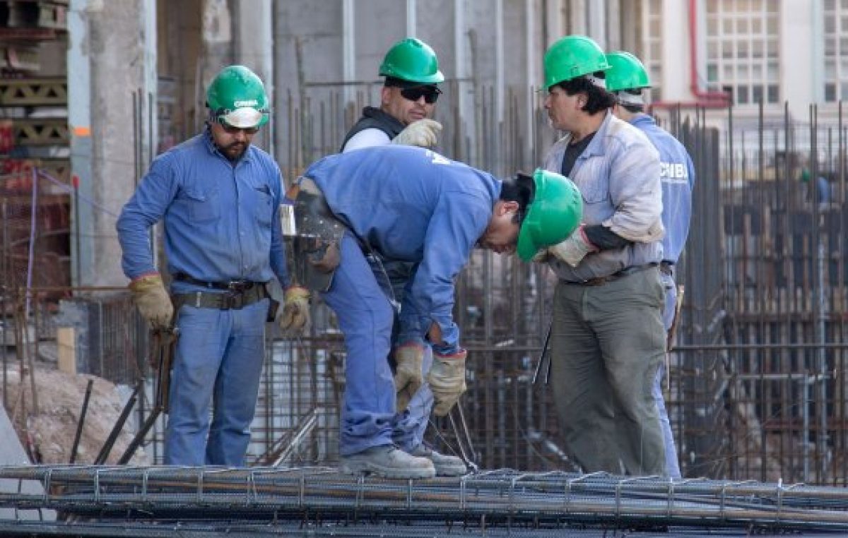 La provincia de Santa Fe confía en que el empleo mostrará índices «más positivos» en el último tramo del año