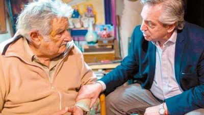 Hoy comienza: «Estado, política y democracia en América latina»