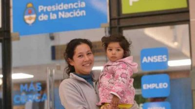 La AUH ya recuperó 5,5 puntos de poder adquisitivo de los 18 perdidos durante el macrismo