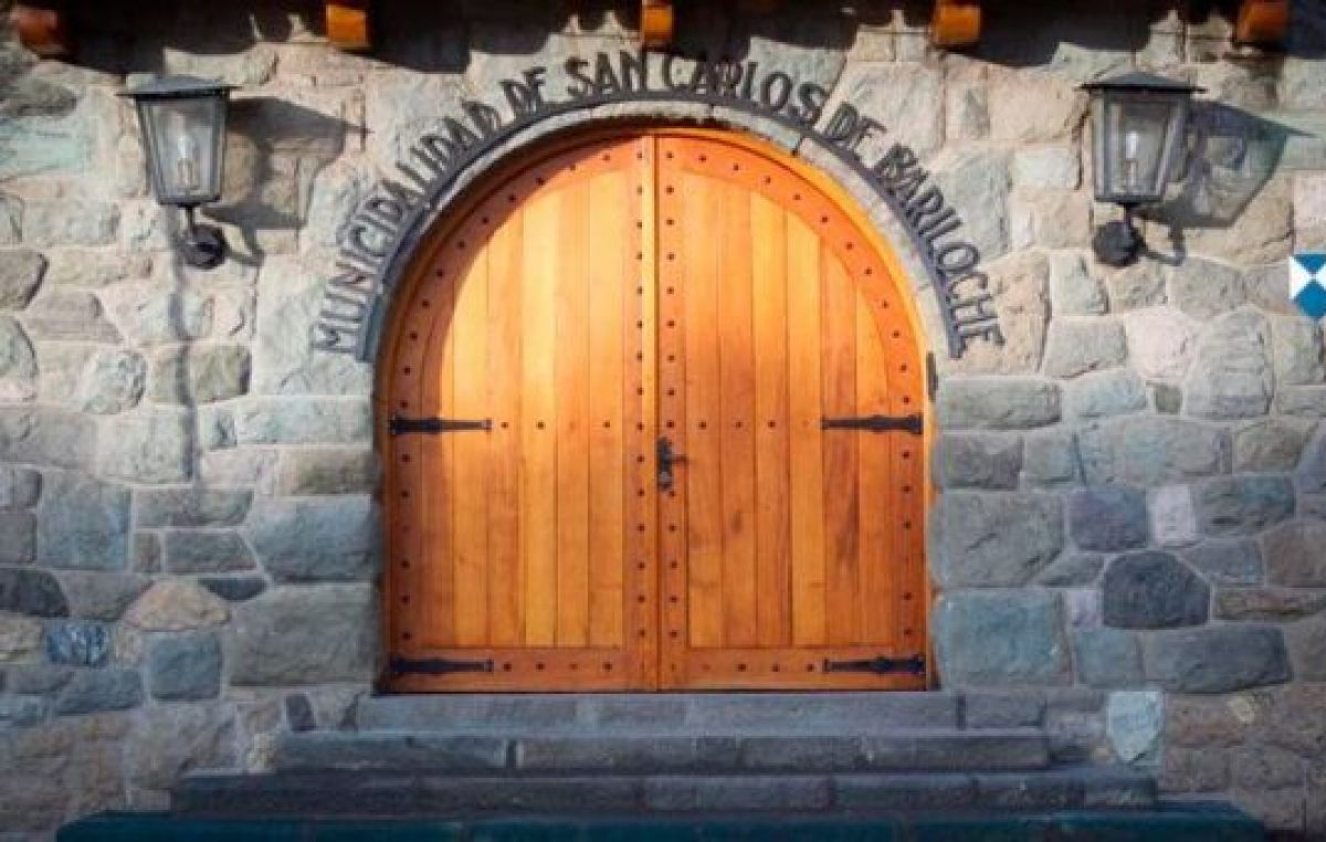 Fijan aumento a empleados municipales de Bariloche hasta fin de año