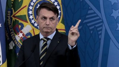 Bolsonaro llama a Biden «candidato» y amenaza con defender «con pólvora» la injerencia en la Amazonía