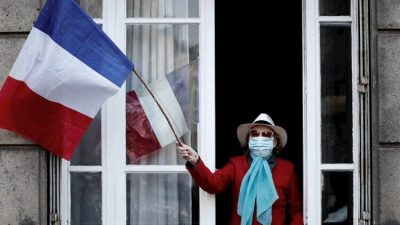 Francia se plantea trasladar pacientes de coronavirus a Alemania ante la saturación de sus hospitales