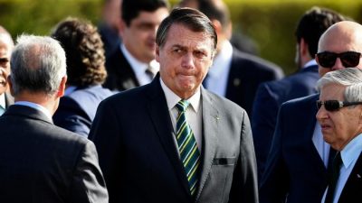 Bolsonaro busca distanciarse de la derrota de sus aliados en las municipales