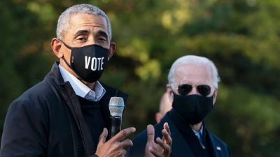 Biden defenderá la ley de salud de Obama, mientras la Corte Suprema evalúa si la deroga