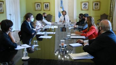 El Gobierno refuerza los programas sociales para salir del paquete de ayuda de la pandemia