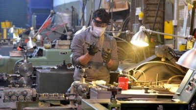 Diez de dieciséis sectores industriales ya están mejor que en 2019