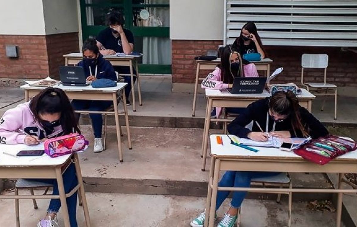 La Unesco reclama medidas urgentes frente a la emergencia educativa en la región