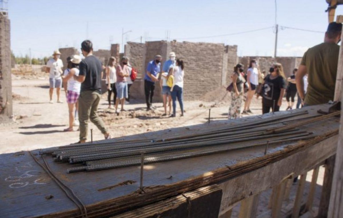 El sueño de la casa propia toma forma en cien familias de Las Heras