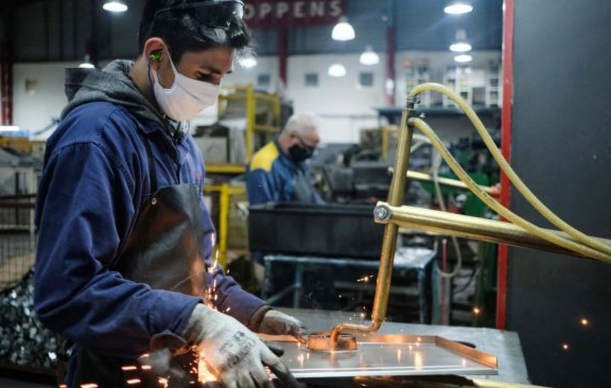 Pymes y sindicalistas quieren impulsar una nueva ley de «Compre Argentino»