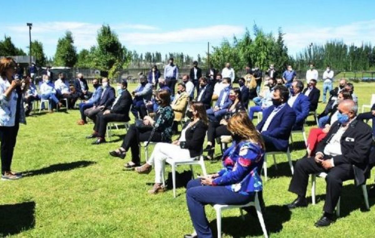 Provincia de Río Negro coparticipa a municipios el crédito de Nación