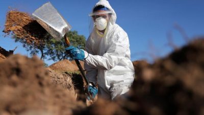 Córdoba: Empleados del cementerio San Vicente piden ser exceptuados de Ganancias, ya son 100 los municipales que lo reclaman