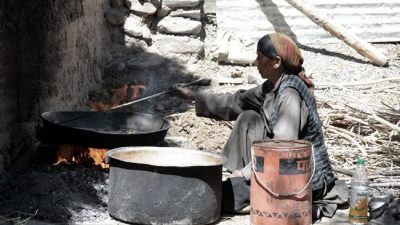 UCA: la pobreza subió al 44,2% por la pandemia y no fue mayor por las políticas de ayuda del Gobierno