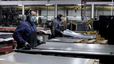 El empleo asalariado registrado creció por primera vez durante la pandemia