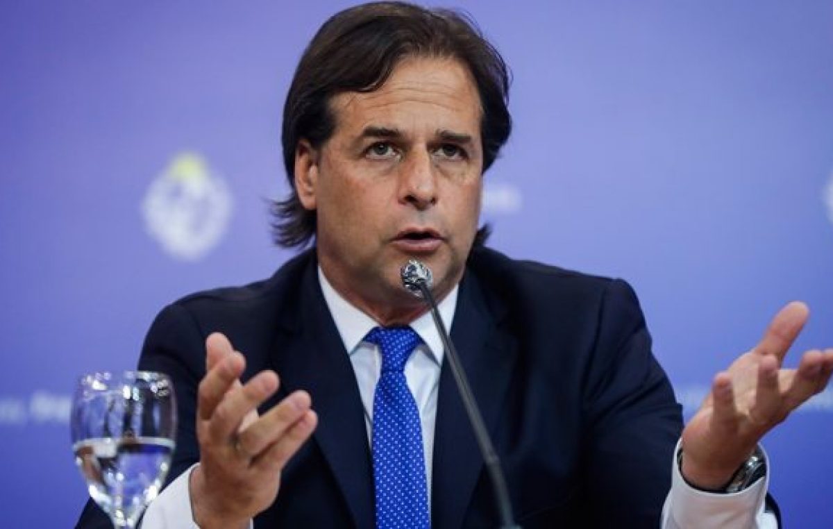 Uruguay amaneció con fronteras cerradas y restricción a derecho de reunión para frenar al coronavirus