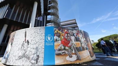 El Programa Mundial de Alimentos recibió el Nobel de la Paz y advirtió de una «pandemia de hambre»