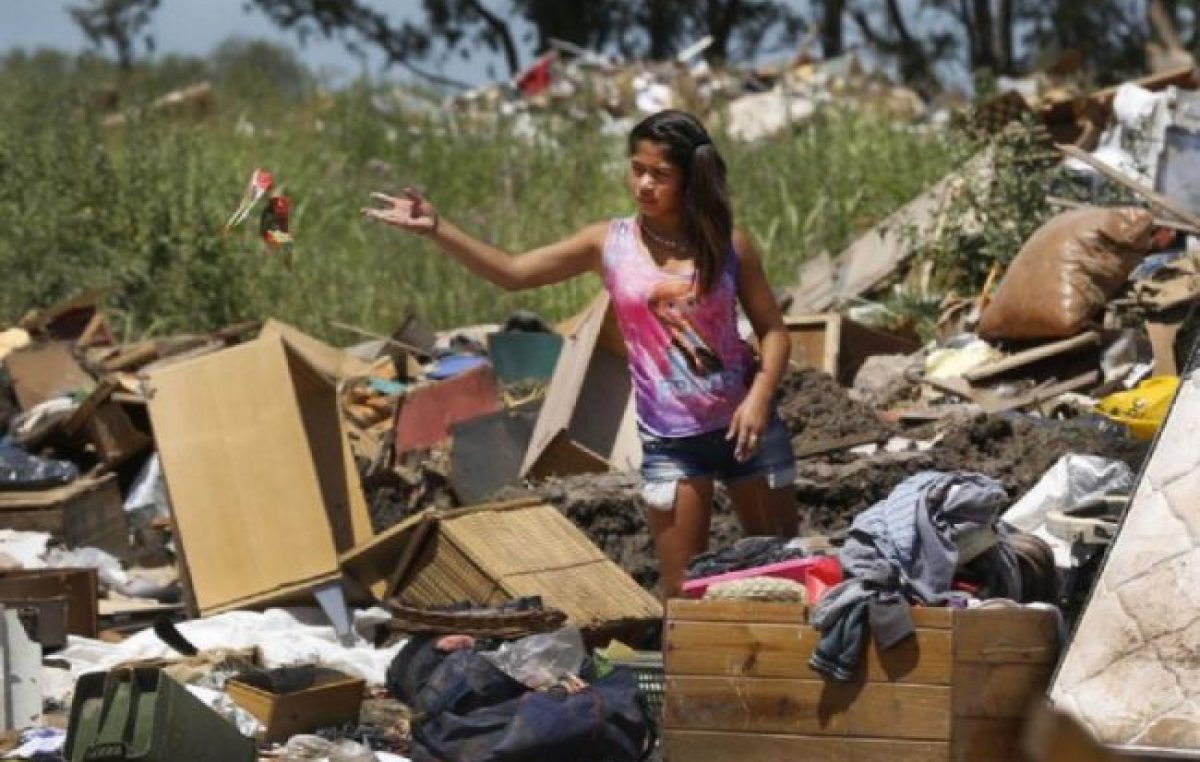 El 64,1% de los niños y adolescentes vive en hogares pobres: dos millones padecieron hambre este 2020