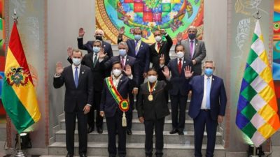 Un año de diplomacia presidencial
