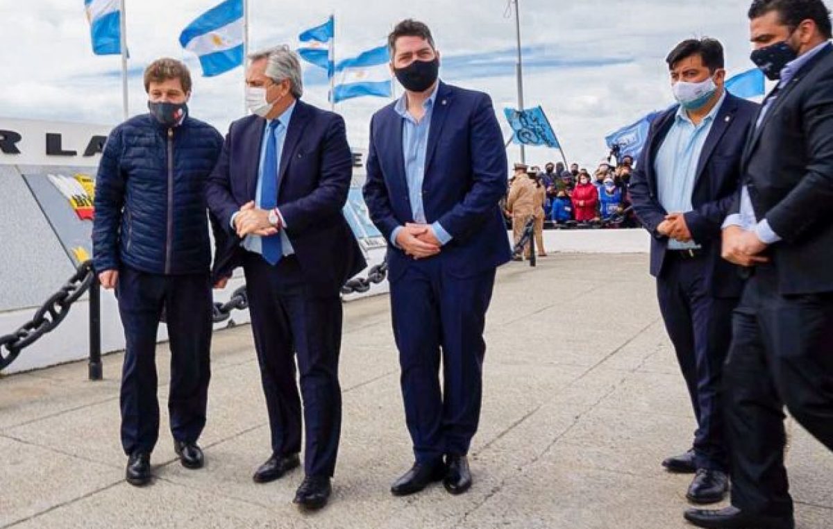 Fernández lanzó un plan de viviendas y agradeció el «coraje» de sus ministros durante la pandemia
