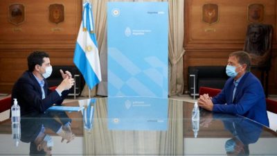 El Gobernador de Mendoza se trajo de Nación obras para nueve barrios populares