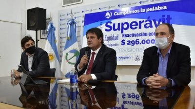 El intendente de Neuquén mostró superávit y asociación empresaria en las jubilaciones municipales