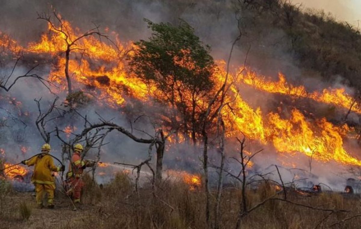 Otra vez el fuego sin control