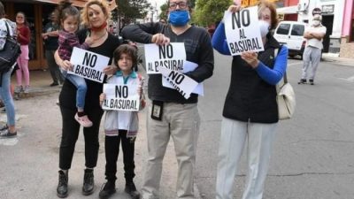 Vecinos rechazan la creación de un megabasural en Cruz del Eje