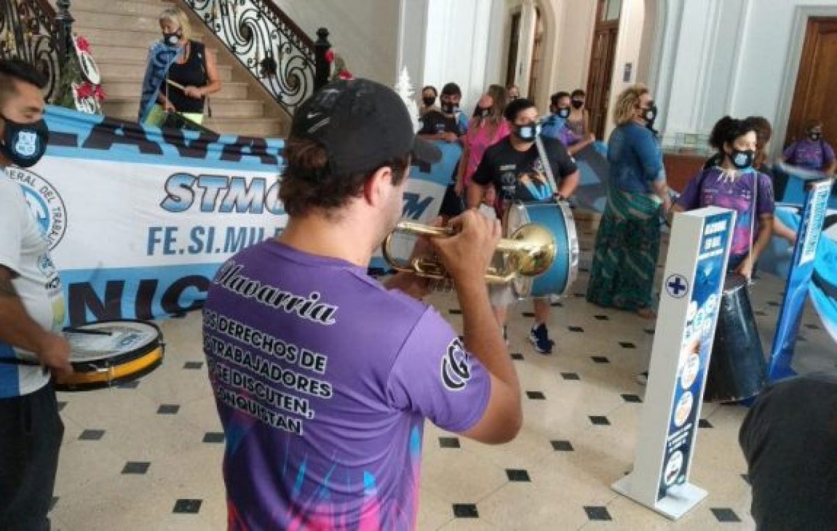 Olavarría: Municipales apuran a Galli por personal «precarizado»