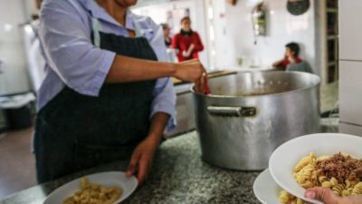 Piden que el gobierno porteño no suspenda las viandas escolares en el verano