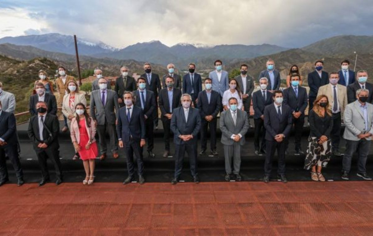 Alberto Fernández en Chilecito, inversiones y el deseo de los gobernadores del Norte Grande de suspender la PASO