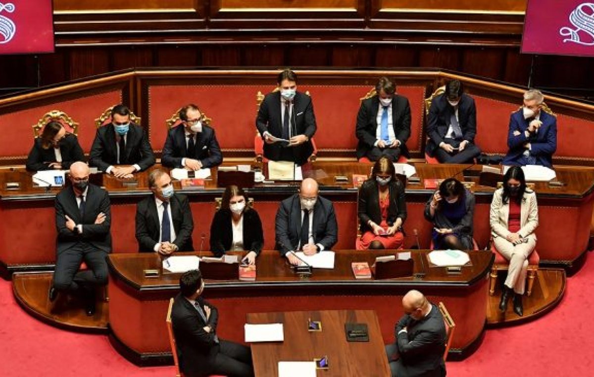 Italia: Conte logró la confianza del Senado y sale fortalecido de la crisis por la ruptura con Renzi