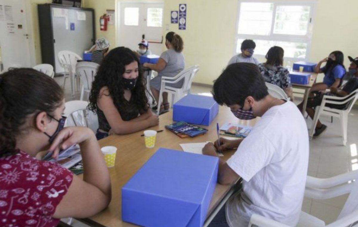 Neuquén: La vuelta a clases de los desconectados por el virus